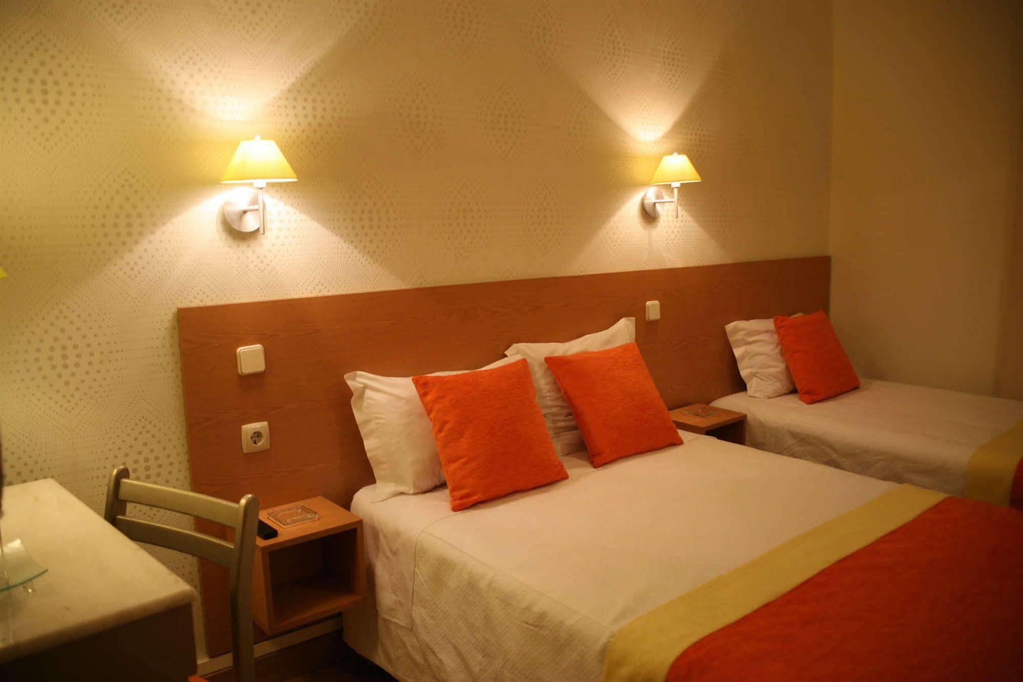 Estrela Dos Anjos Guesthouse Lisbon Exterior photo