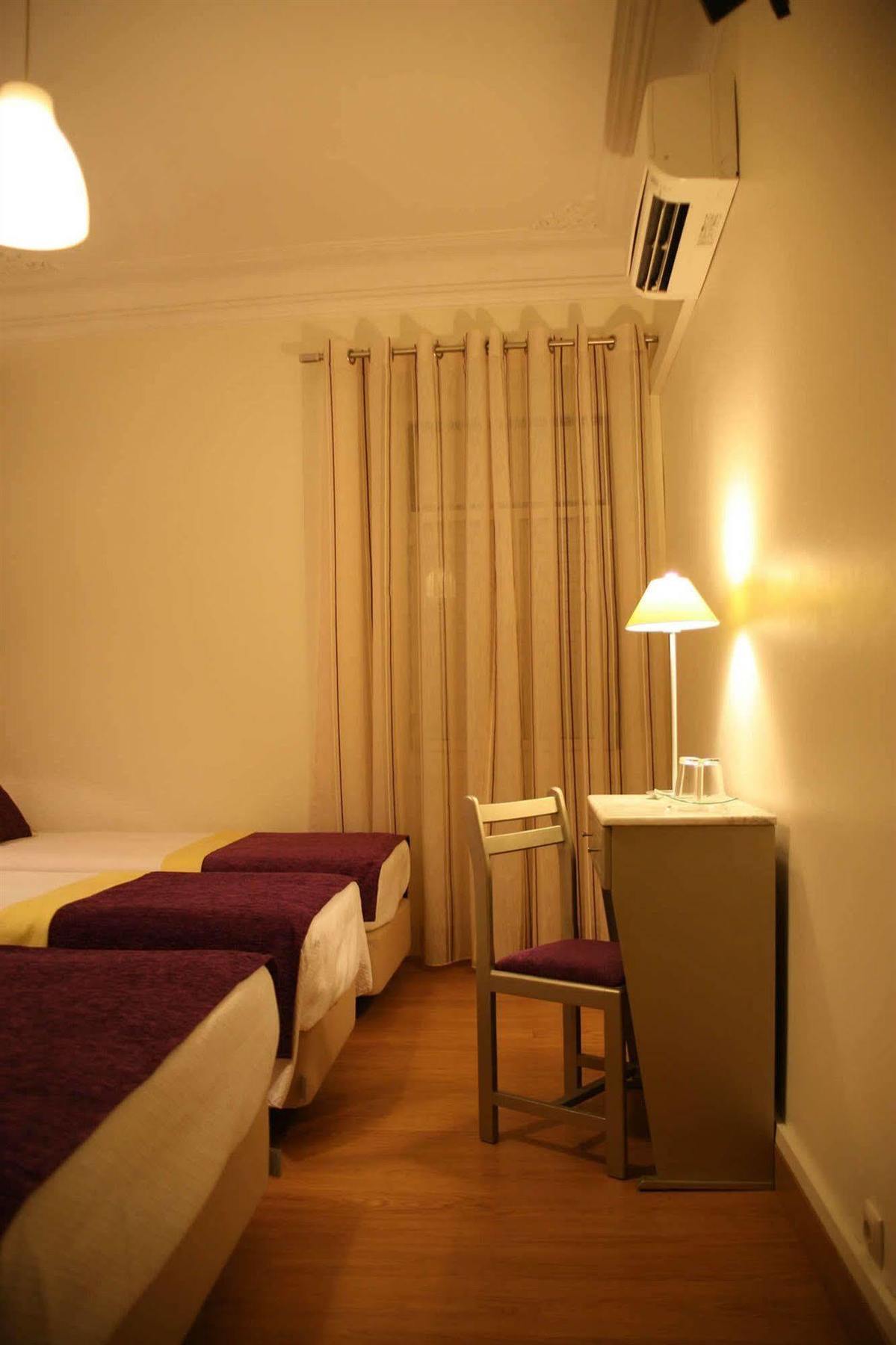 Estrela Dos Anjos Guesthouse Lisbon Exterior photo