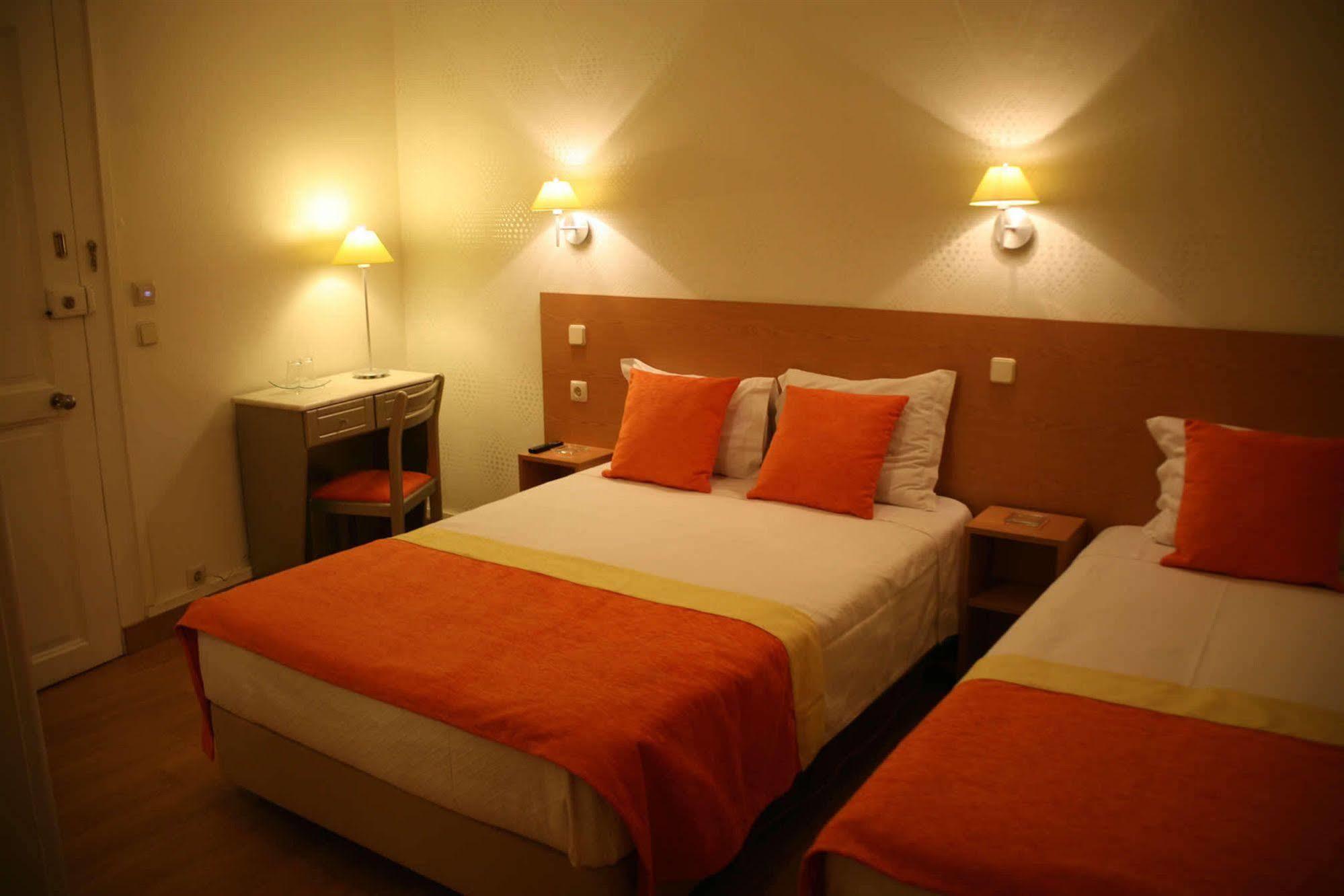 Estrela Dos Anjos Guesthouse Lisbon Exterior photo