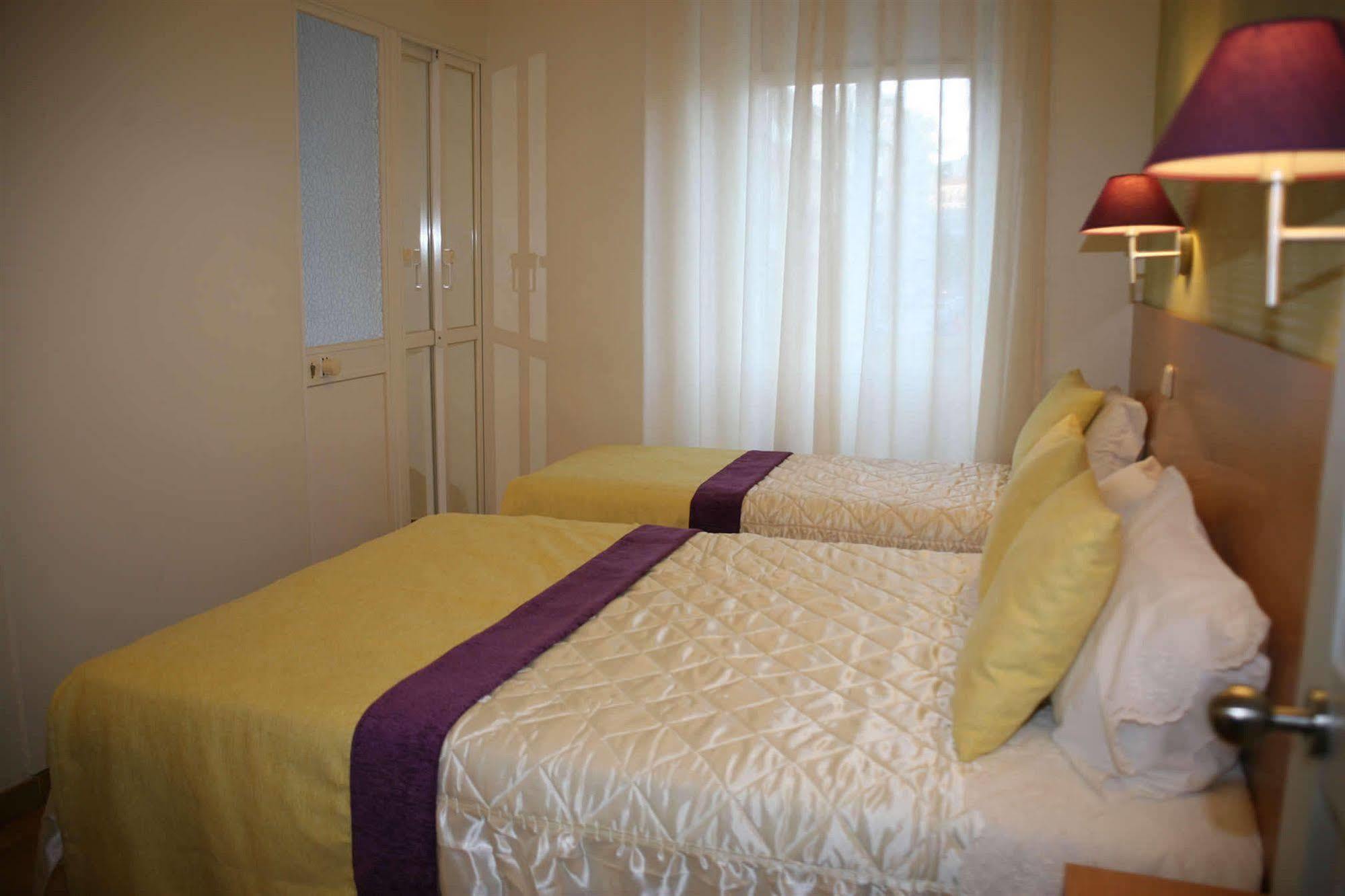 Estrela Dos Anjos Guesthouse Lisbon Exterior photo