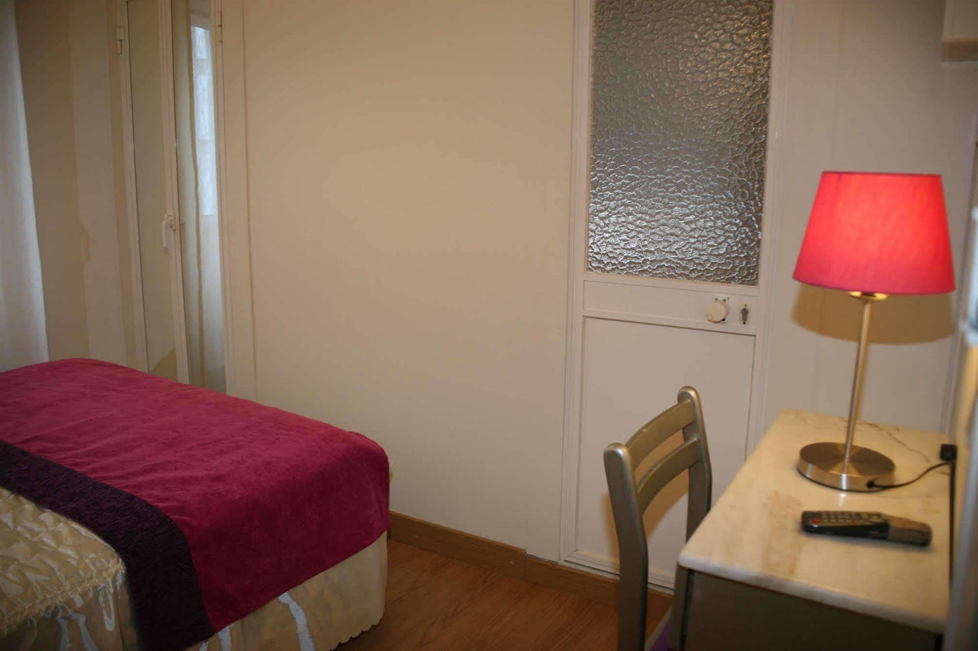 Estrela Dos Anjos Guesthouse Lisbon Exterior photo