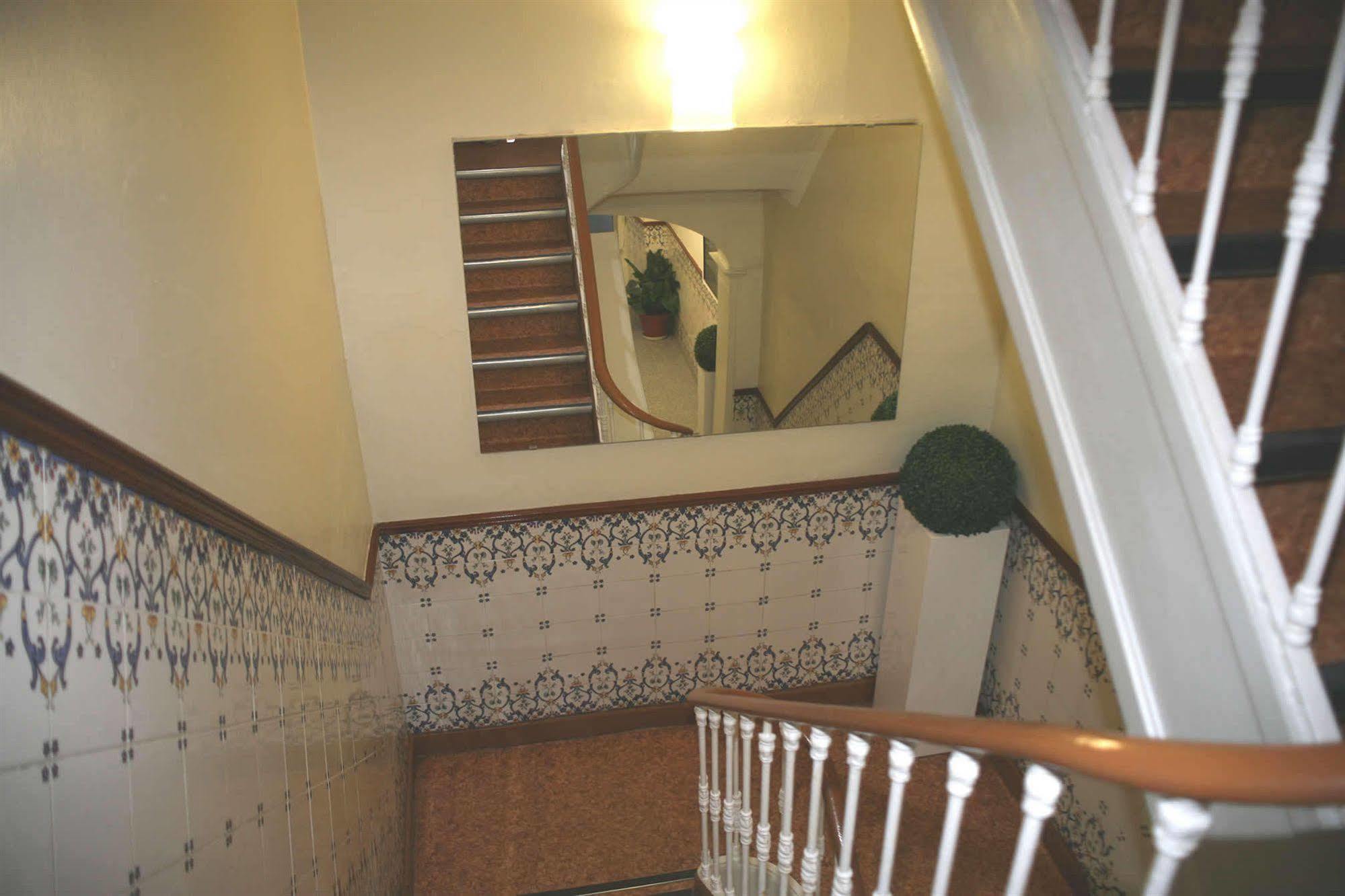 Estrela Dos Anjos Guesthouse Lisbon Exterior photo
